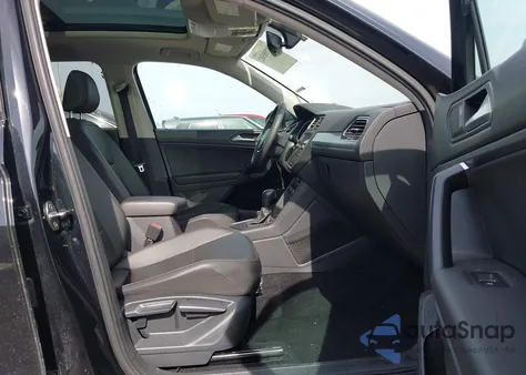 2021 Volkswagen Tiguan 2.0T Se/2.0T Se R-Line Black/2.0T Sel из США, поврежденный, VIN 3VV3B7AX7MM043668